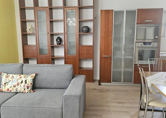 Apartment Spacious Modern In Prime Location Tirana
